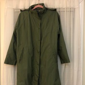 L.L. Bean Hooded Rain Jacket Green Size MP